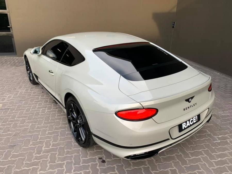  Bentley Continental GT Signature Edition by RACE! 2020 года  (фото 7 из 11)